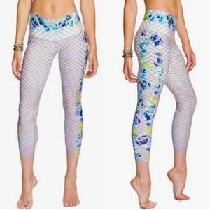 NIYAMA SOL Desert Bloom Beachcomber Crop Leggings S